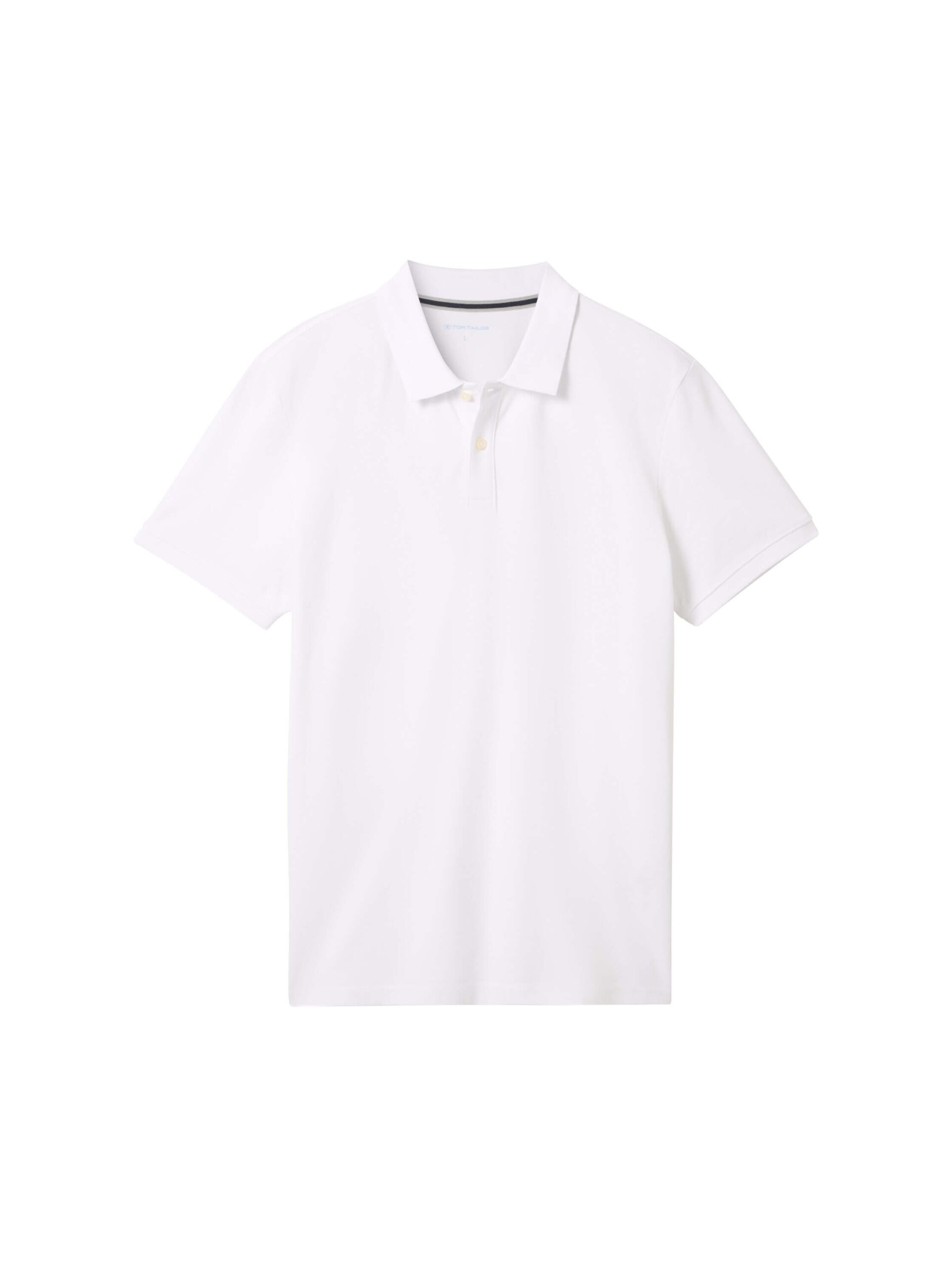 basic polo with contrast