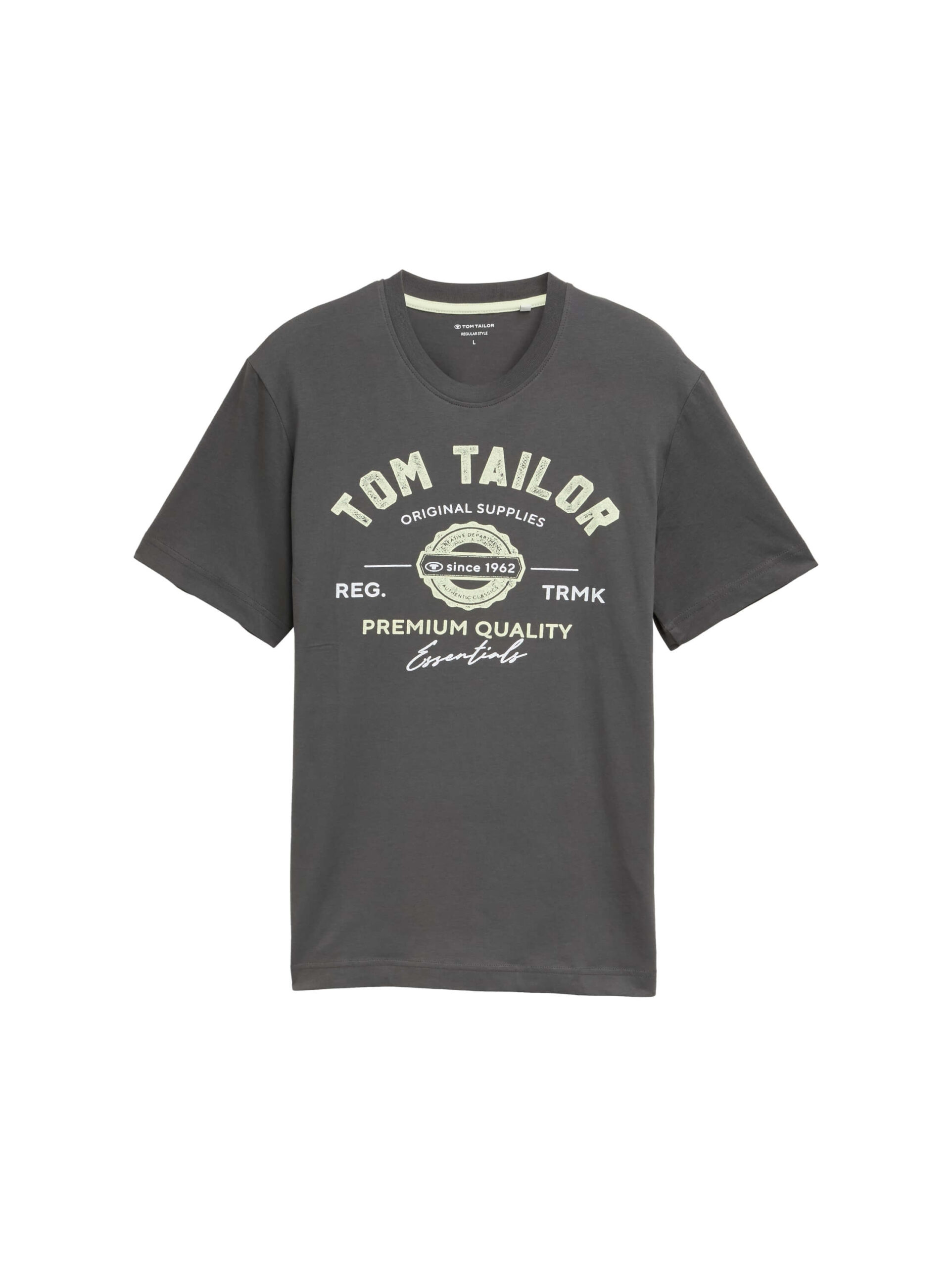 logo tee