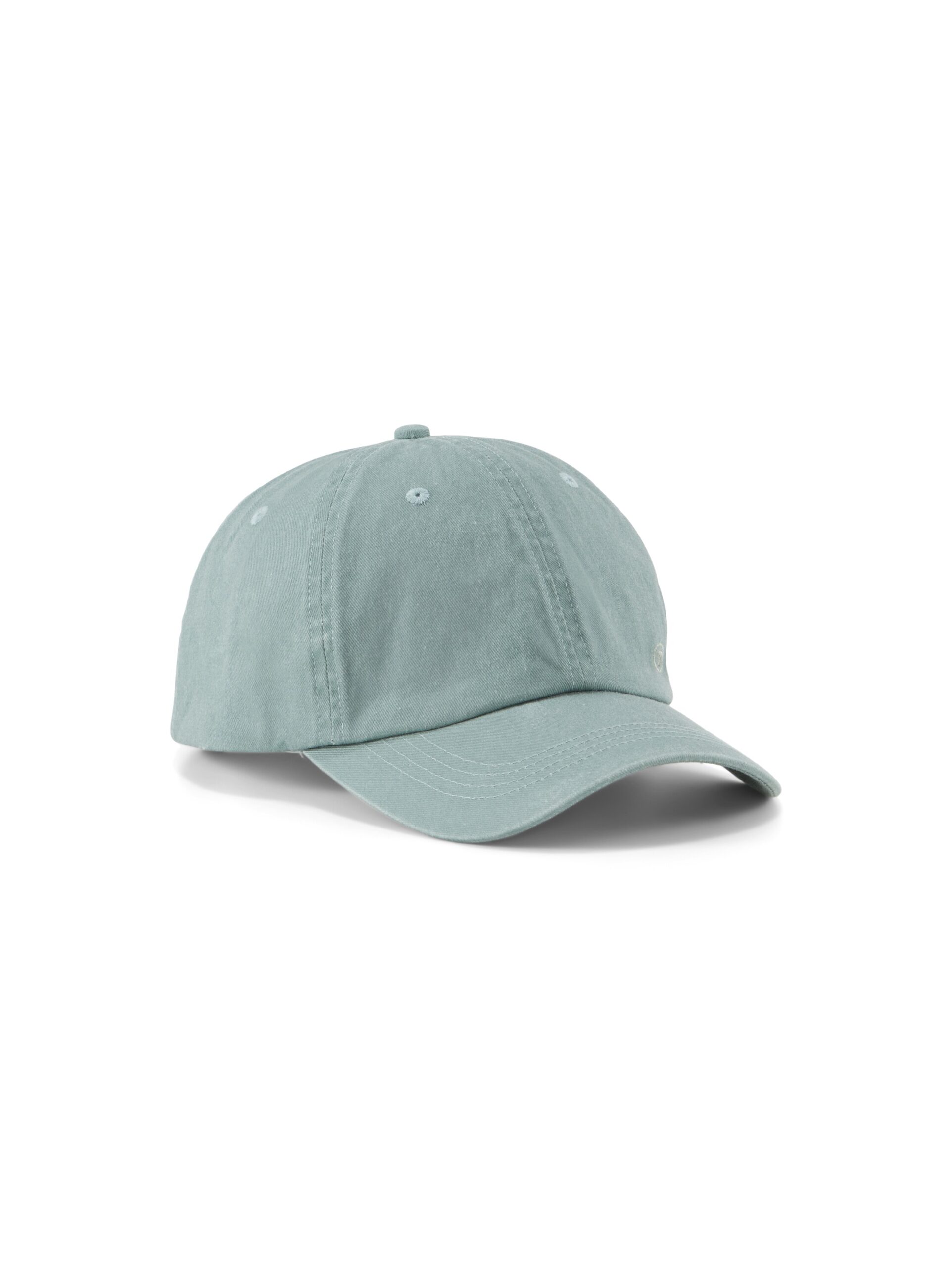 basic cap with embroidery