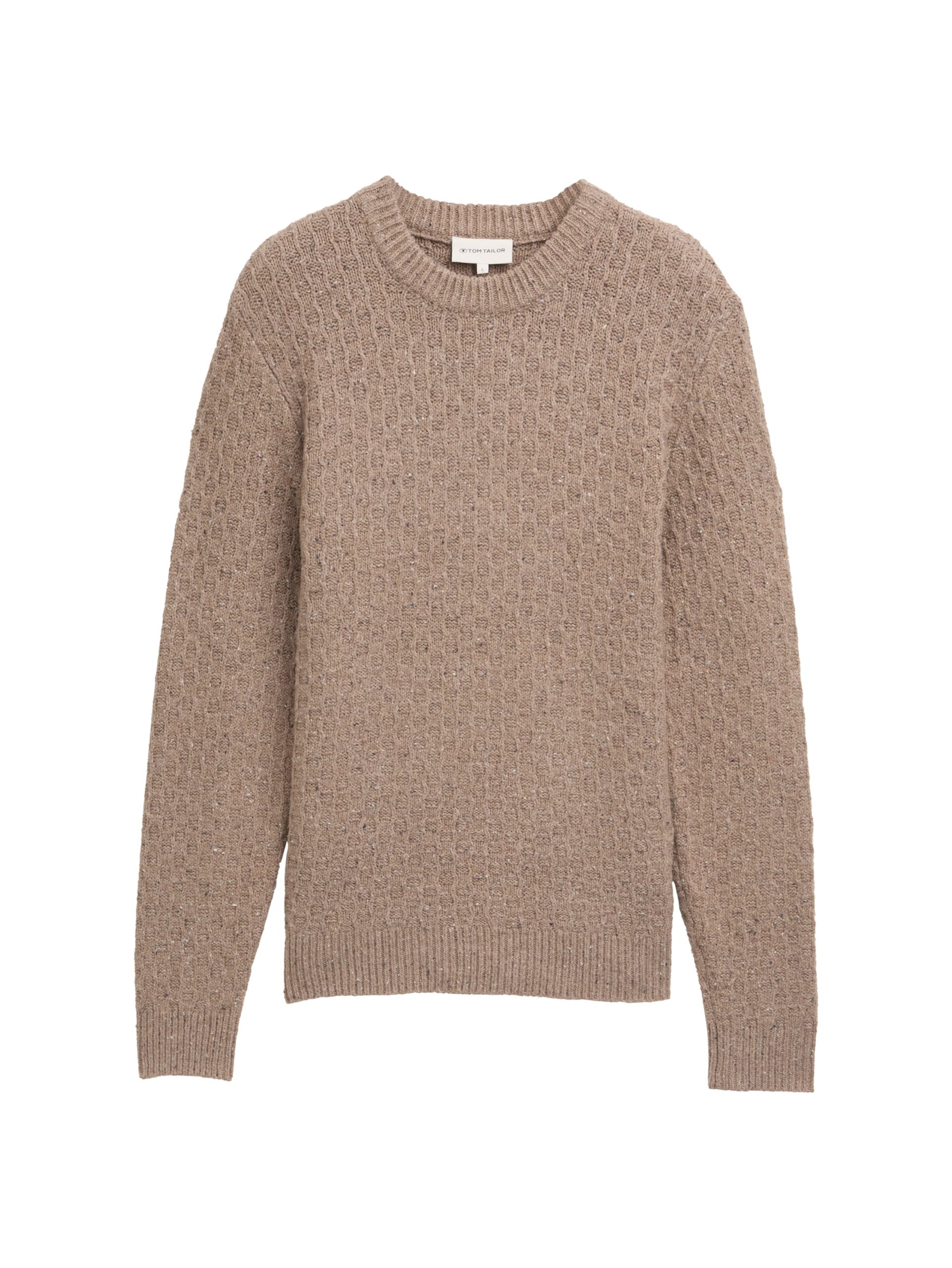 Knitted jumper with structure