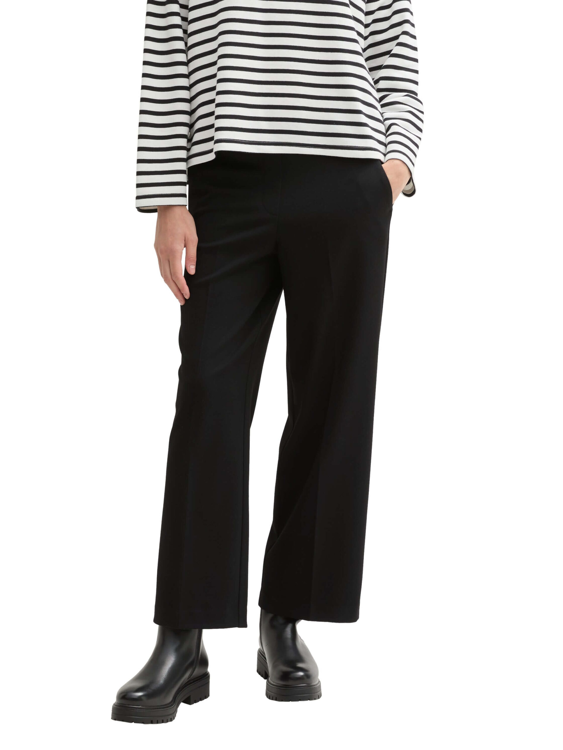 Cropped straight-fit trousers