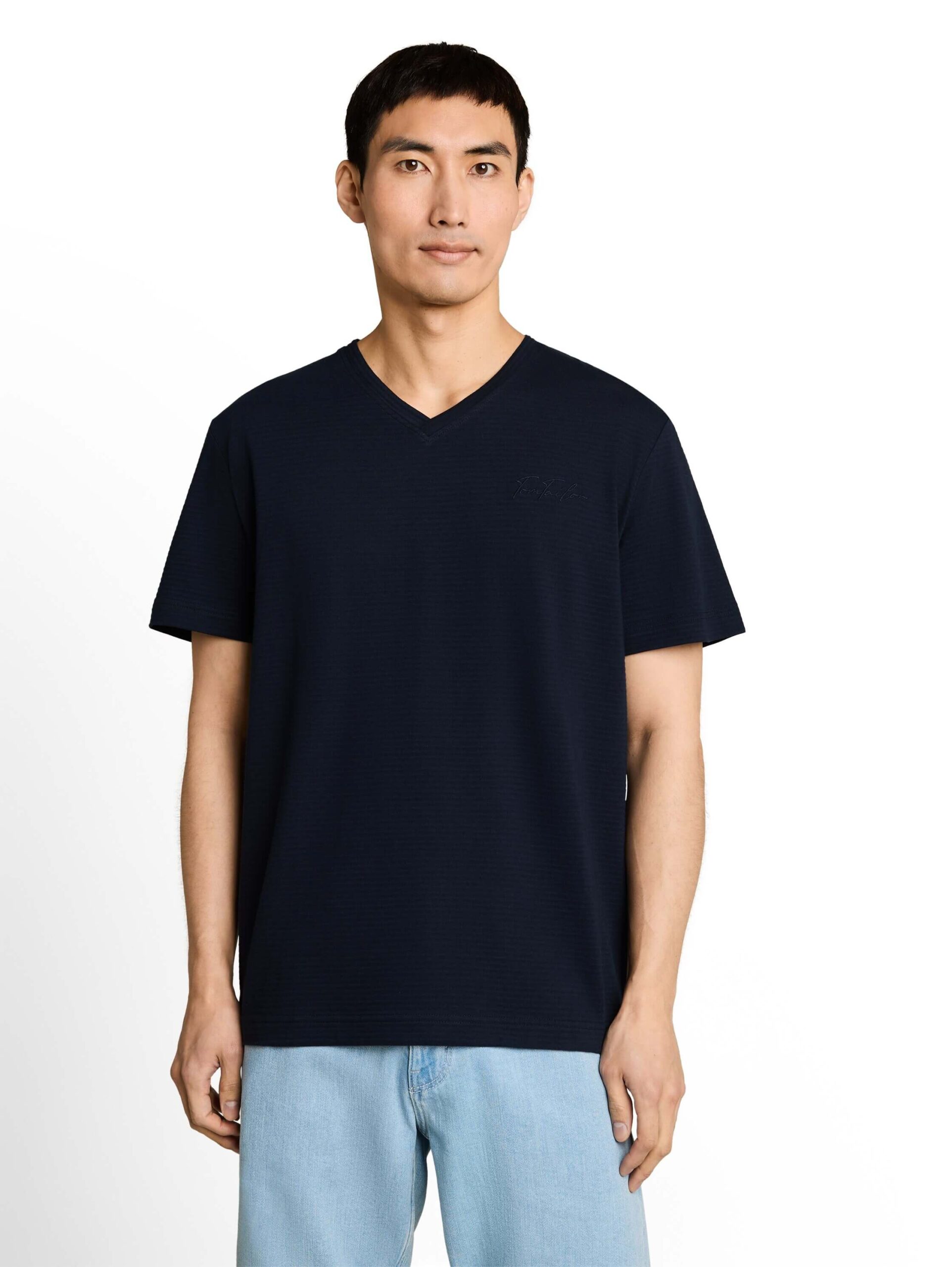printed v-neck t-shirt